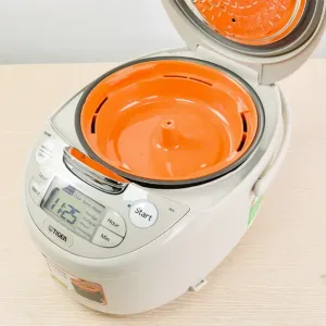 Nồi cơm điện tử Tiger 1 lít JAX-R10W giá rẻ - góc nhìn 5
