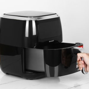Nồi chiên không dầu Sharp KF-AF68EPV-BK 6.8 lít giá tốt - góc nhìn 3