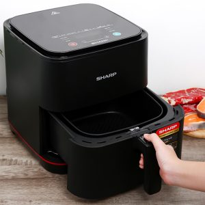 Nồi chiên không dầu Sharp KF-AF70EV-BK 7 lít giá rẻ, giao ngay - góc nhìn 3