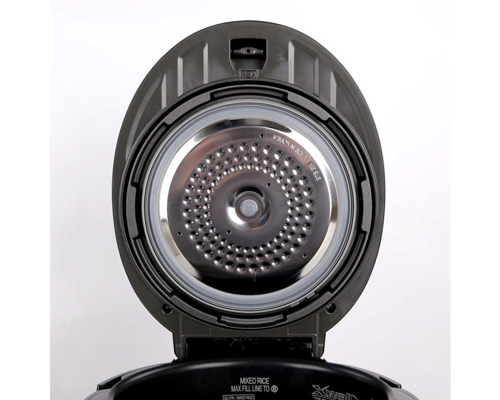 Nồi cơm điện tử áp suất Cuckoo 1.8 lít CRP-QW1000F/SIBKVNCV Nồi cơm điện tử áp suất Cuckoo 1.8 lít CRP-QW1000F/SIBKVNCV - góc nhìn 3