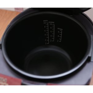 Nồi cơm điện cao tần Hitachi 1.8 lít RZ-GHE18Y(R) chính hãng - góc nhìn 5