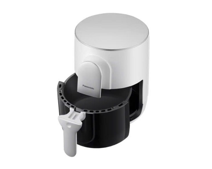 Nồi chiên không dầu Panasonic NF-CC150WRA chính hãng Nồi chiên không dầu Panasonic NF-CC150WRA chính hãng - góc nhìn 4