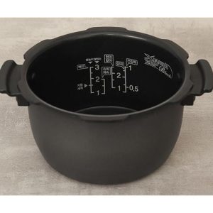 Nồi cơm điện tử áp suất Cuckoo 0.54 lít CRP-T0310FGW - góc nhìn 4